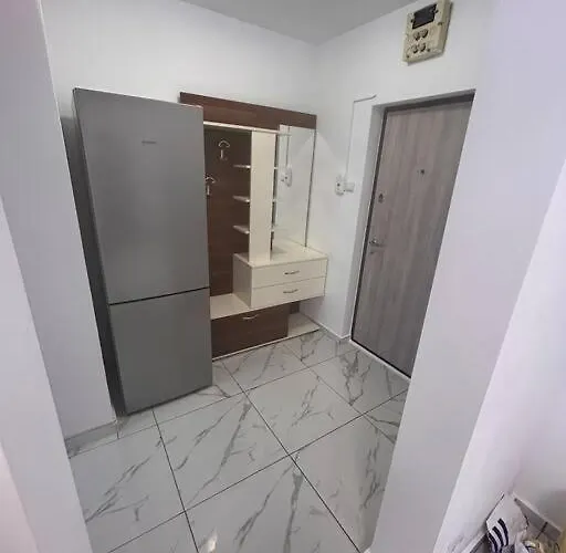 Appartement 2 Sector 1 *